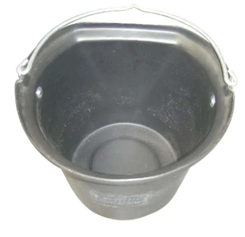 Stubbs Large Stable Bucket in Black