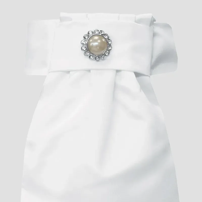 Equetech Pearl Deluxe Ready Tied Stock in White