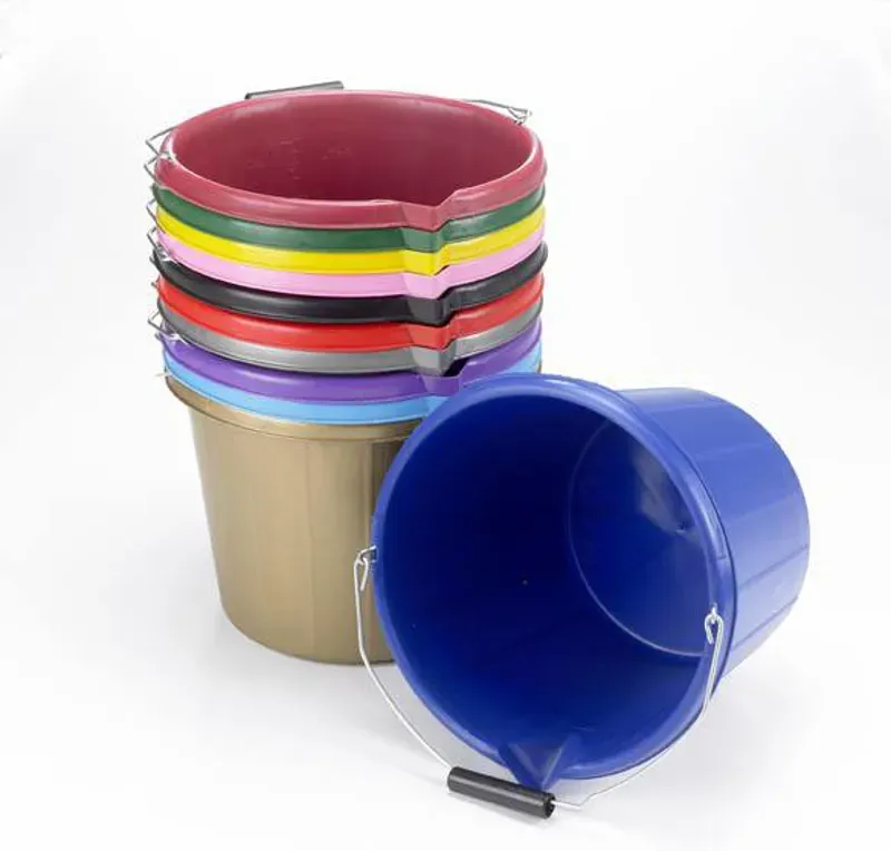 Lincoln Buckets and Plastics Stable Bucket in Purple
