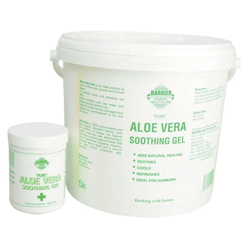 Barrier Equine Aloe Vera Soothing Gel in White