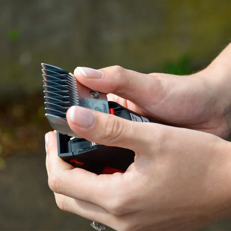 Liveryman Clipper Harmony Plus Rechargeable with Wide Fine Blade-5